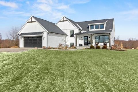 Photo of 10019 Township Road 227, East Liberty, OH 43319 (MLS # 226001156)