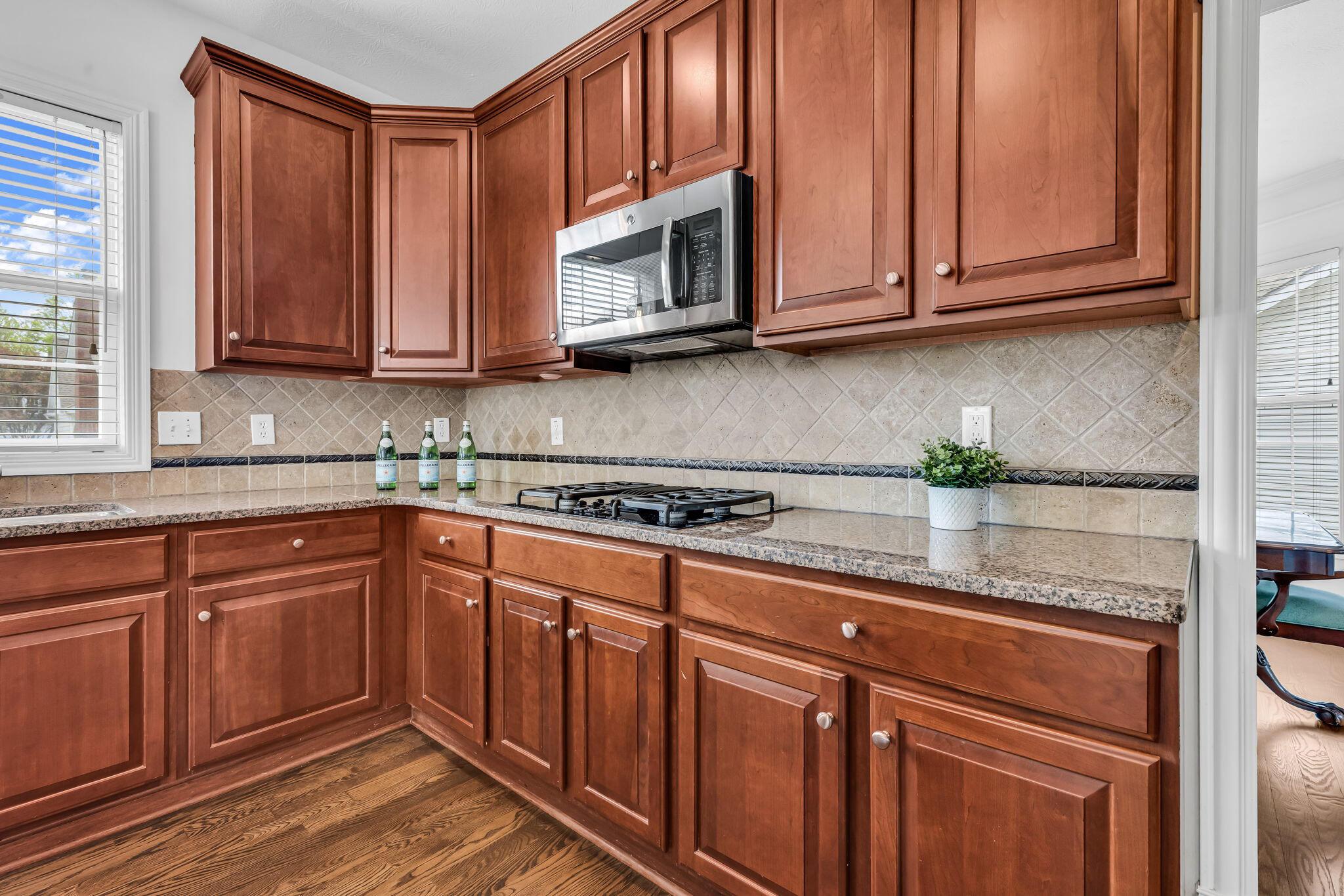 7169 Fernridge Drive, New Albany, Ohio image 8