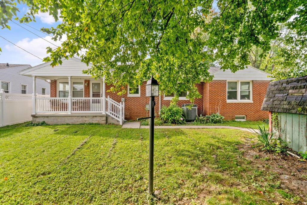 Photo of 1826 Nelson Road, Lancaster, OH 43130 (MLS # 226037316)