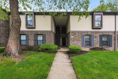 Photo of 5840 Hallridge Circle C #C, Columbus, OH 43232 (MLS # 226014681)