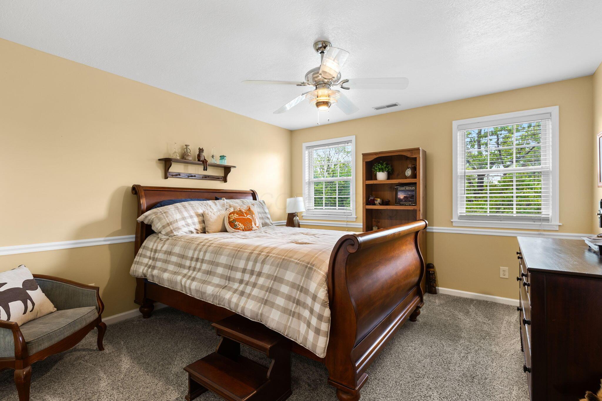 15027 King Road, Howard, Ohio image 32