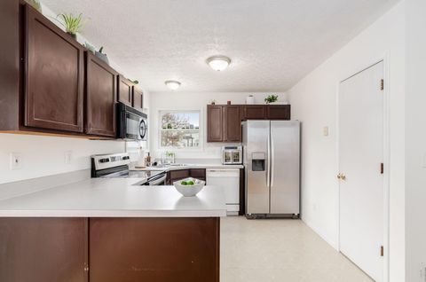 Tiny photo for 8270 Mariposa Street, Blacklick, OH 43004 (MLS # 226008587)