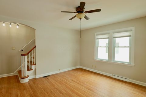 Tiny photo for 736 E Allen Street, Lancaster, OH 43130 (MLS # 226003184)