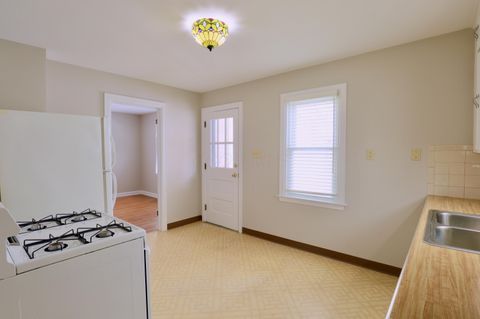 Tiny photo for 736 E Allen Street, Lancaster, OH 43130 (MLS # 226003184)