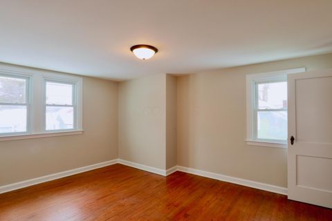 Tiny photo for 736 E Allen Street, Lancaster, OH 43130 (MLS # 226003184)