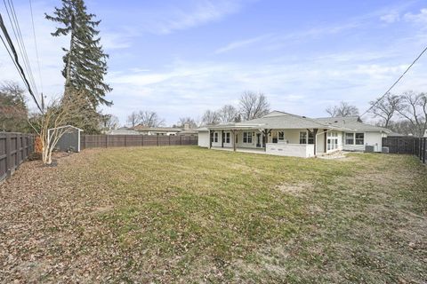 Tiny photo for 2727 Westmont Boulevard, Upper Arlington, OH 43221 (MLS # 226000421)