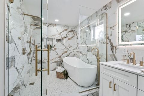 Tiny photo for 2727 Westmont Boulevard, Upper Arlington, OH 43221 (MLS # 226000421)