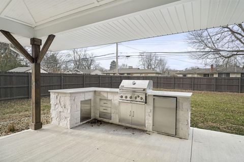 Tiny photo for 2727 Westmont Boulevard, Upper Arlington, OH 43221 (MLS # 226000421)