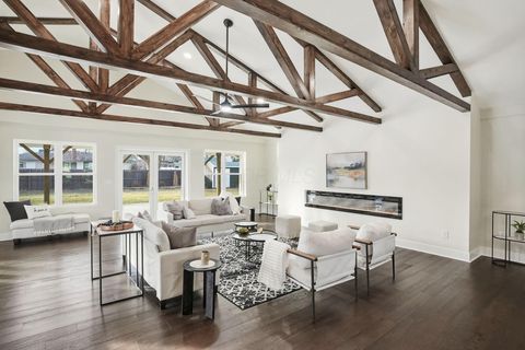 Tiny photo for 2727 Westmont Boulevard, Upper Arlington, OH 43221 (MLS # 226000421)