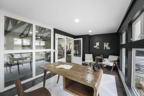 Tiny photo for 2727 Westmont Boulevard, Upper Arlington, OH 43221 (MLS # 226000421)