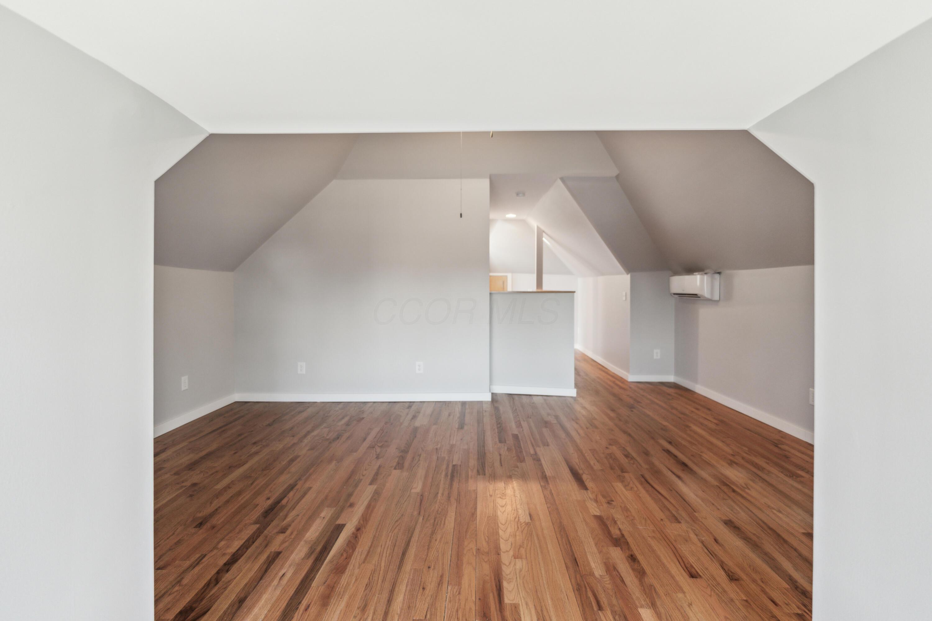 Columbus, Ohio 43206, United States, 3 Bedrooms Bedrooms, ,3 BathroomsBathrooms,Residential,Active,1545