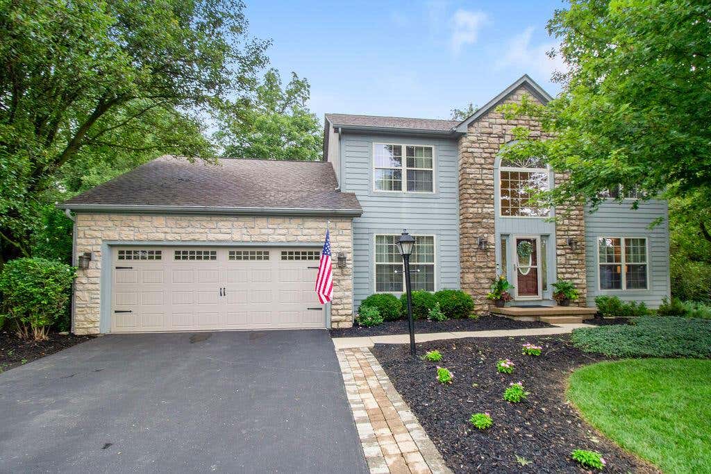 Photo of 2116 Castlebrook Drive, Powell, OH 43065 (MLS # 226030705)