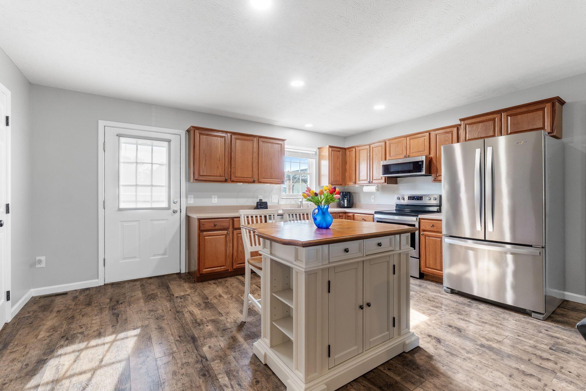 96 Dudley Circle, Richwood, Ohio image 11