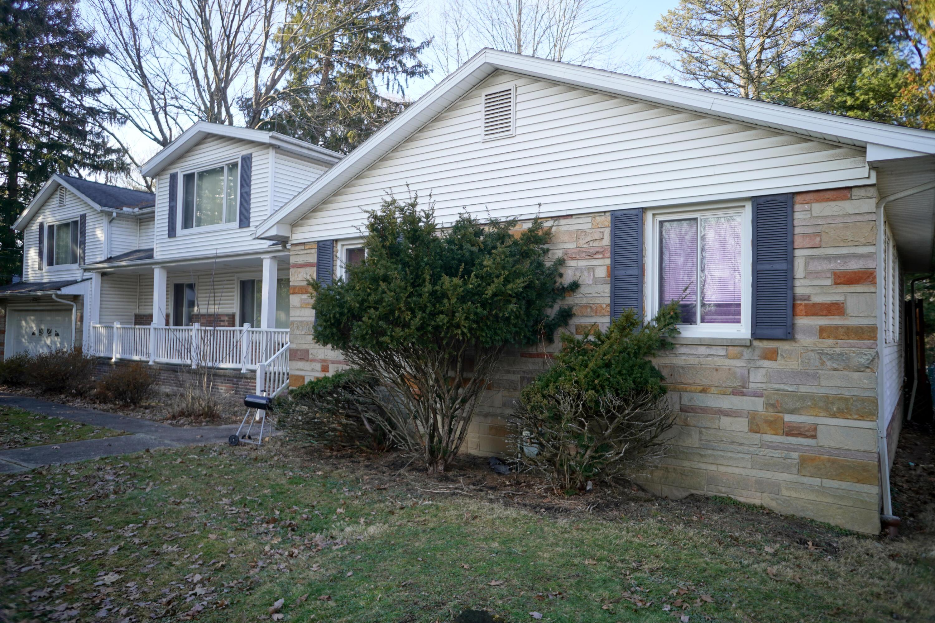 5285 Ridgebury Boulevard