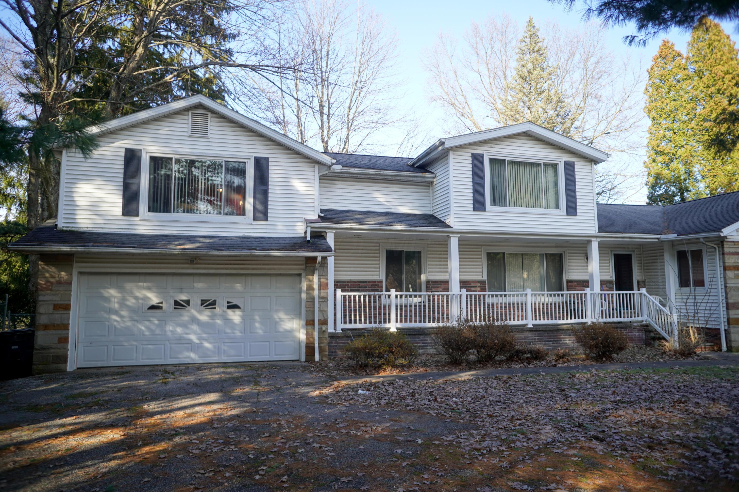 5285 Ridgebury Boulevard