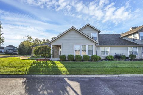 Tiny photo for 8083 Farm Crossing Circle, Powell, OH 43065 (MLS # 225037751)