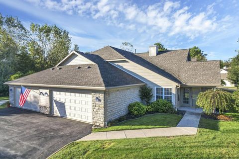 Tiny photo for 8083 Farm Crossing Circle, Powell, OH 43065 (MLS # 225037751)
