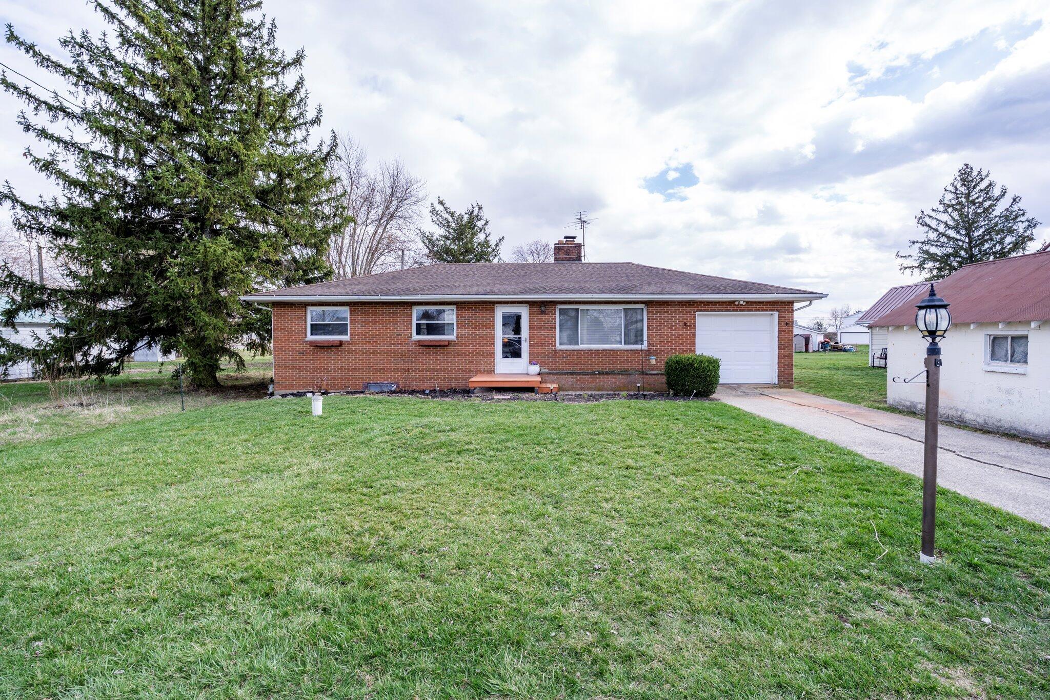 12379 State Route 316, Williamsport, Ohio image 1