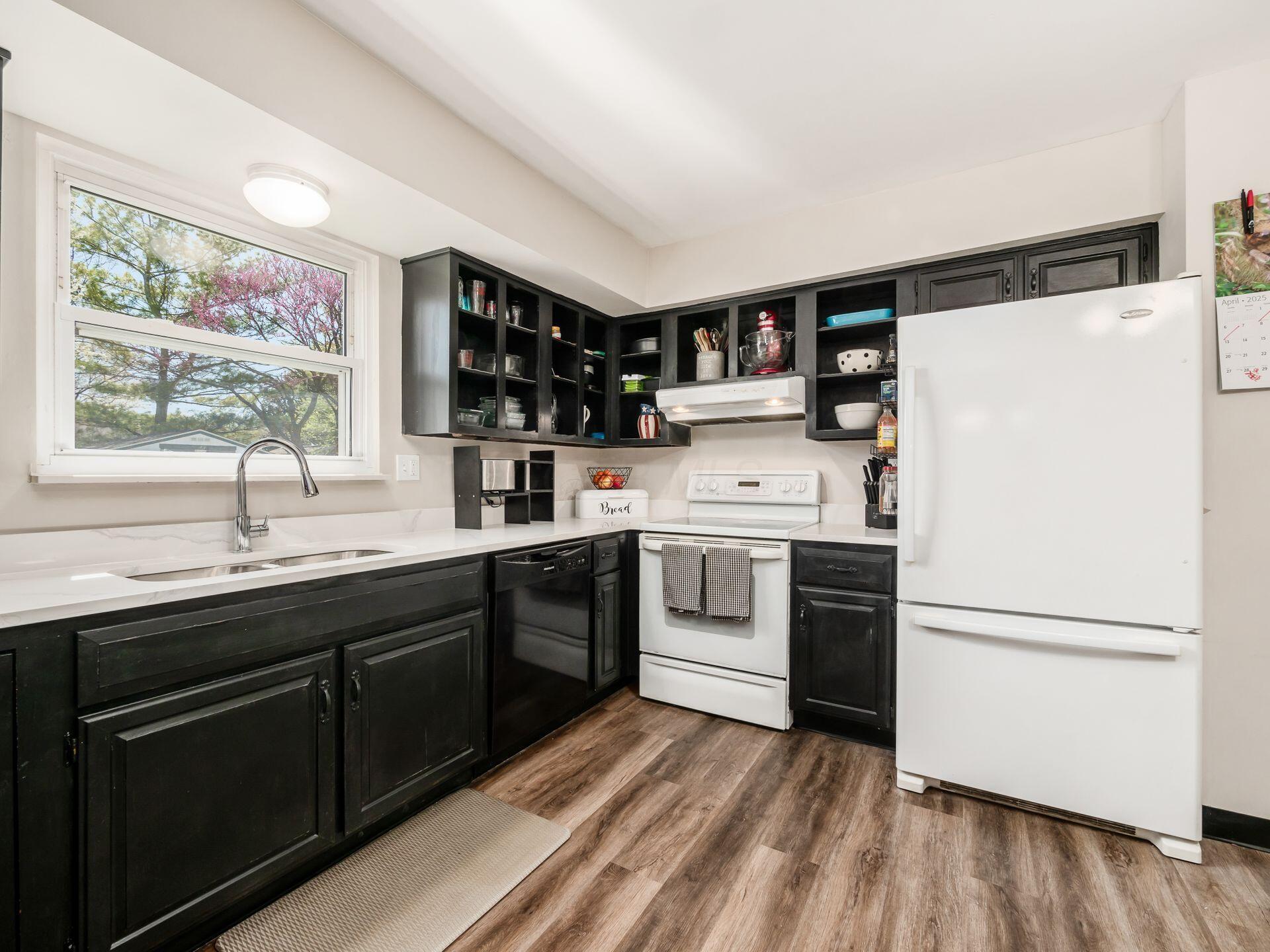 2279 Blodwen Circle, Grove City, Ohio image 15