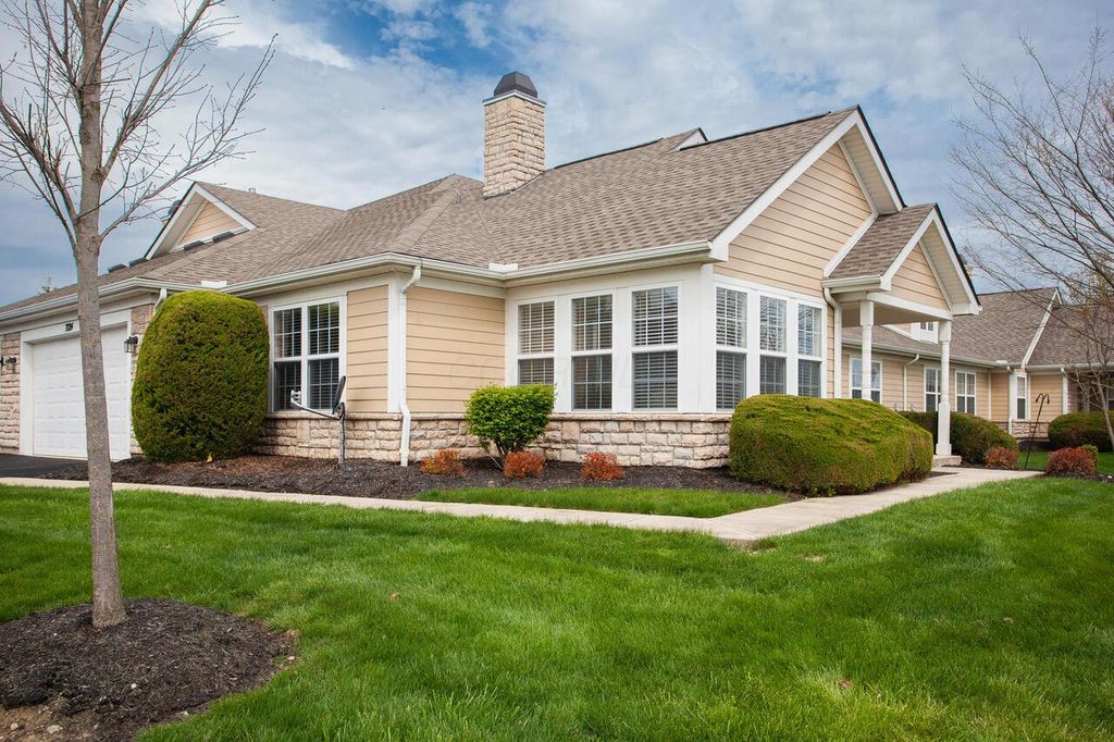 Photo of 7024 Kinsale Lane, Powell, OH 43065 (MLS # 226012221)