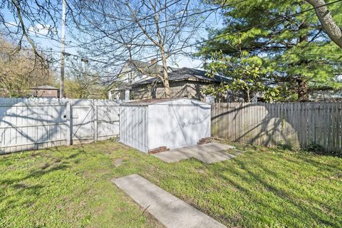 Tiny photo for 118 Vine Street, Chillicothe, OH 45601 (MLS # 226011716)