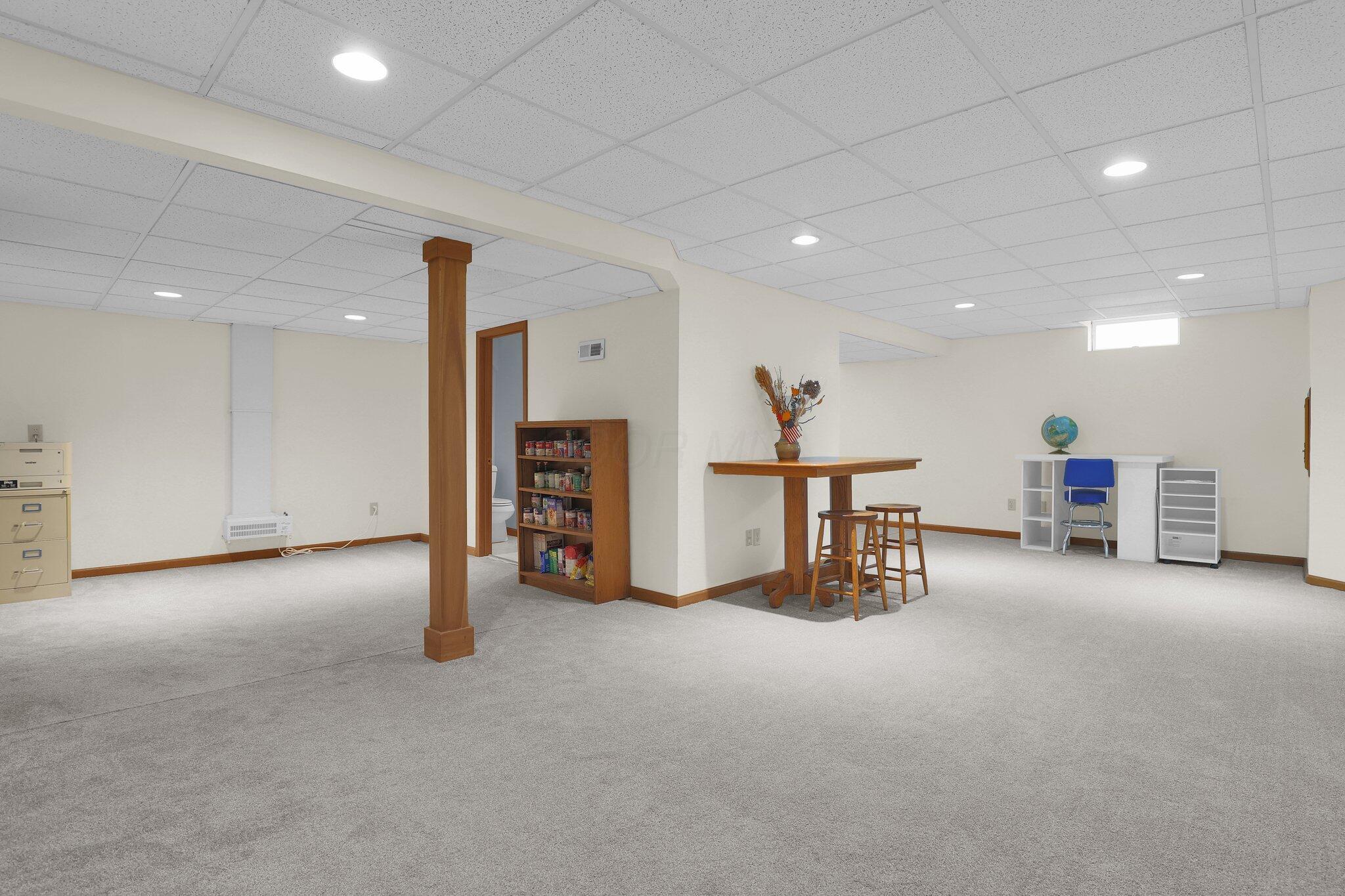 2923 Honeysuckle Lane, Hilliard, Ohio image 33