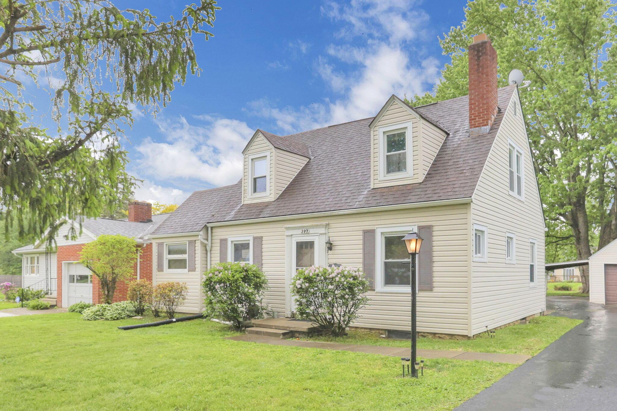 227 Pierson Boulevard