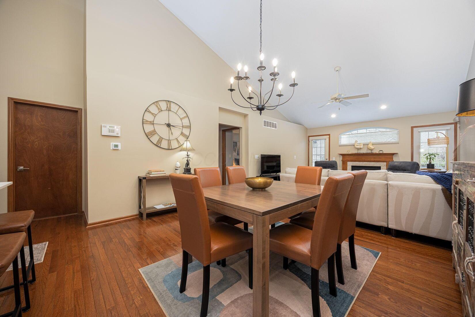 6443 Upper Lake Circle, Westerville, Ohio image 6