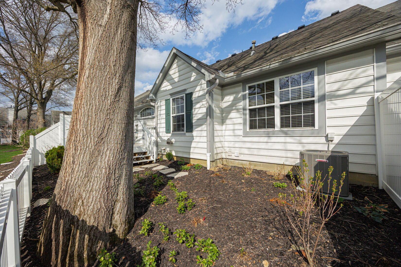 6443 Upper Lake Circle, Westerville, Ohio image 35