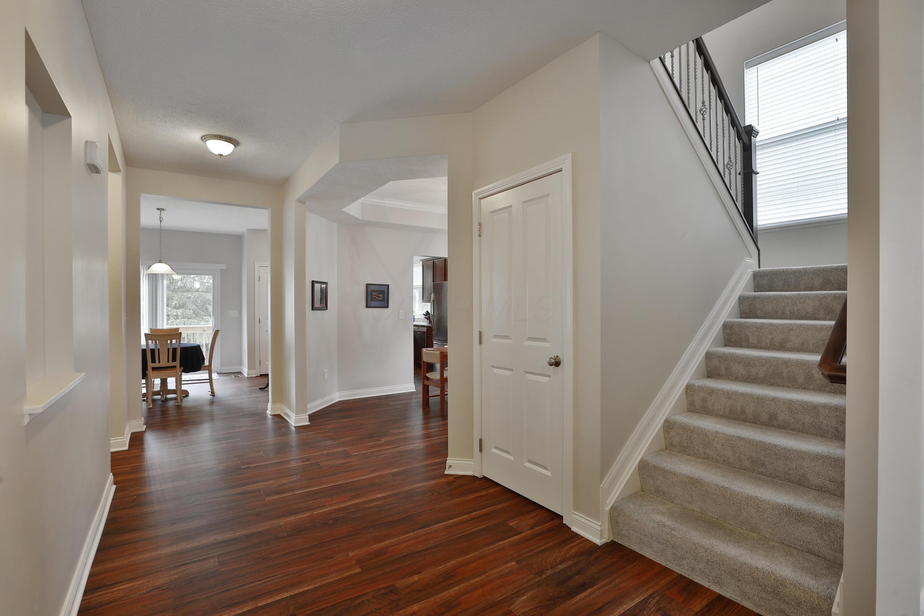 6134 Glade Run Road, Hilliard, Ohio image 8