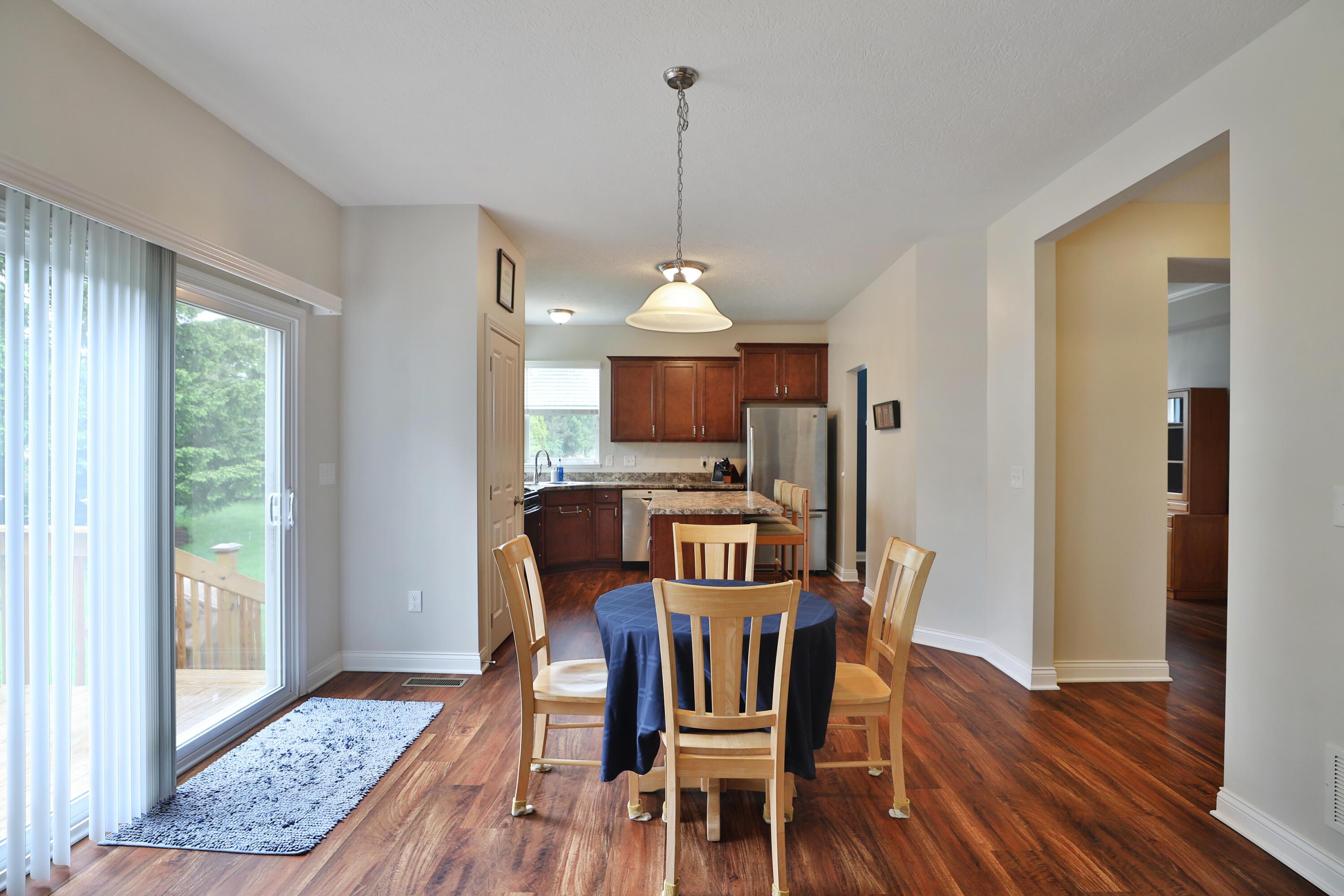6134 Glade Run Road, Hilliard, Ohio image 17
