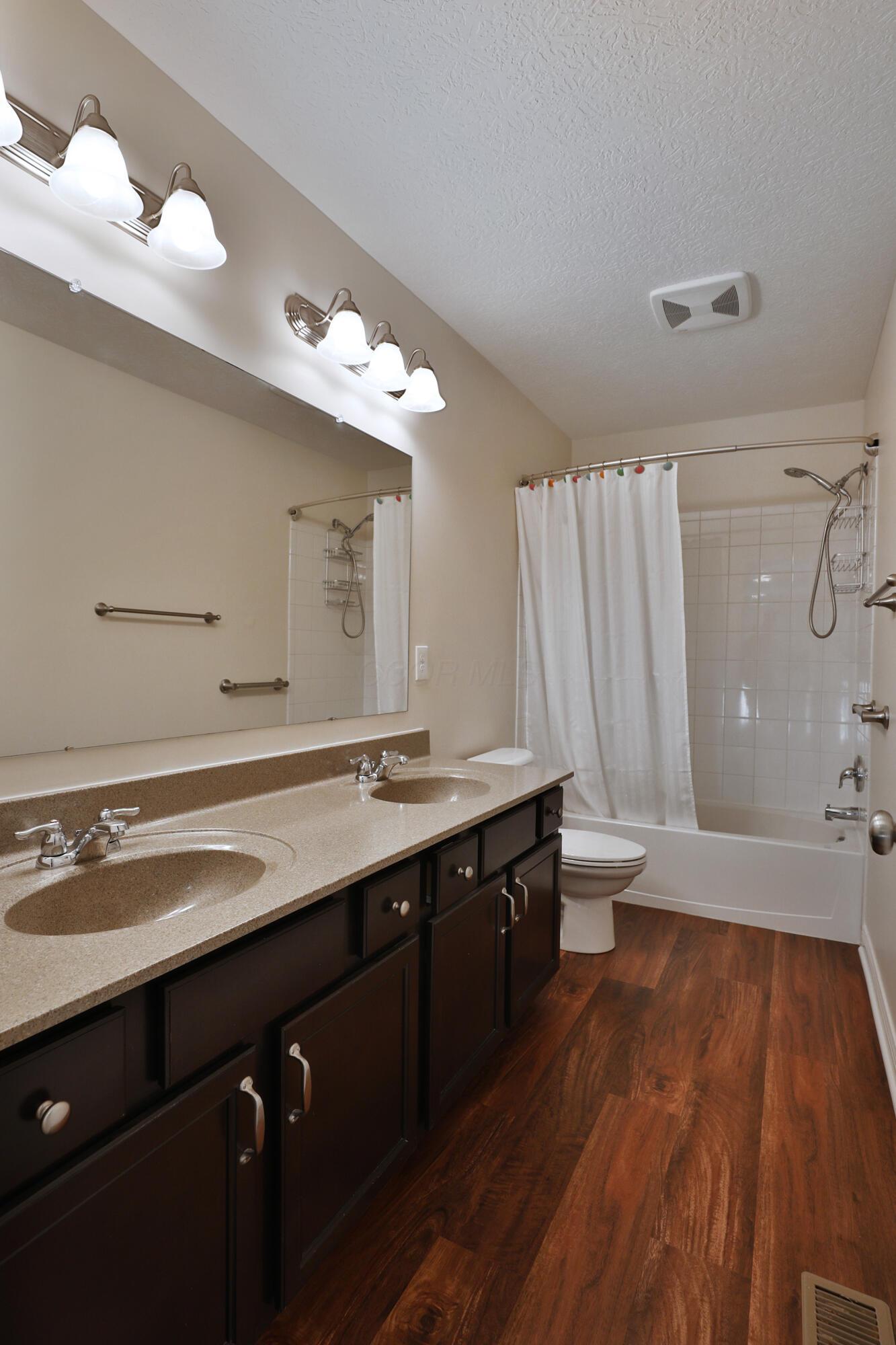 6134 Glade Run Road, Hilliard, Ohio image 35