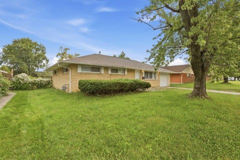 Tiny photo for 6404 E Livingston Avenue, Reynoldsburg, OH 43068 (MLS # 226036211)