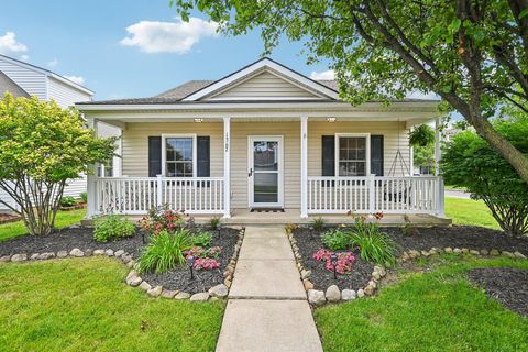 Photo of 1362 Chickweed Street 256 #256, Blacklick, OH 43004 (MLS # 226024267)