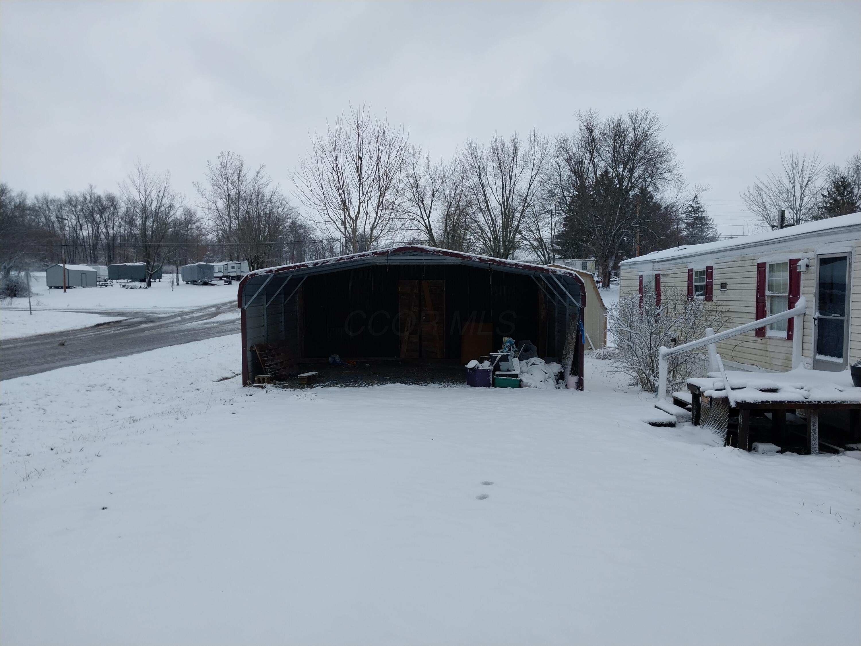 6798 Heather Moor Trail, Hillsboro, Ohio image 3