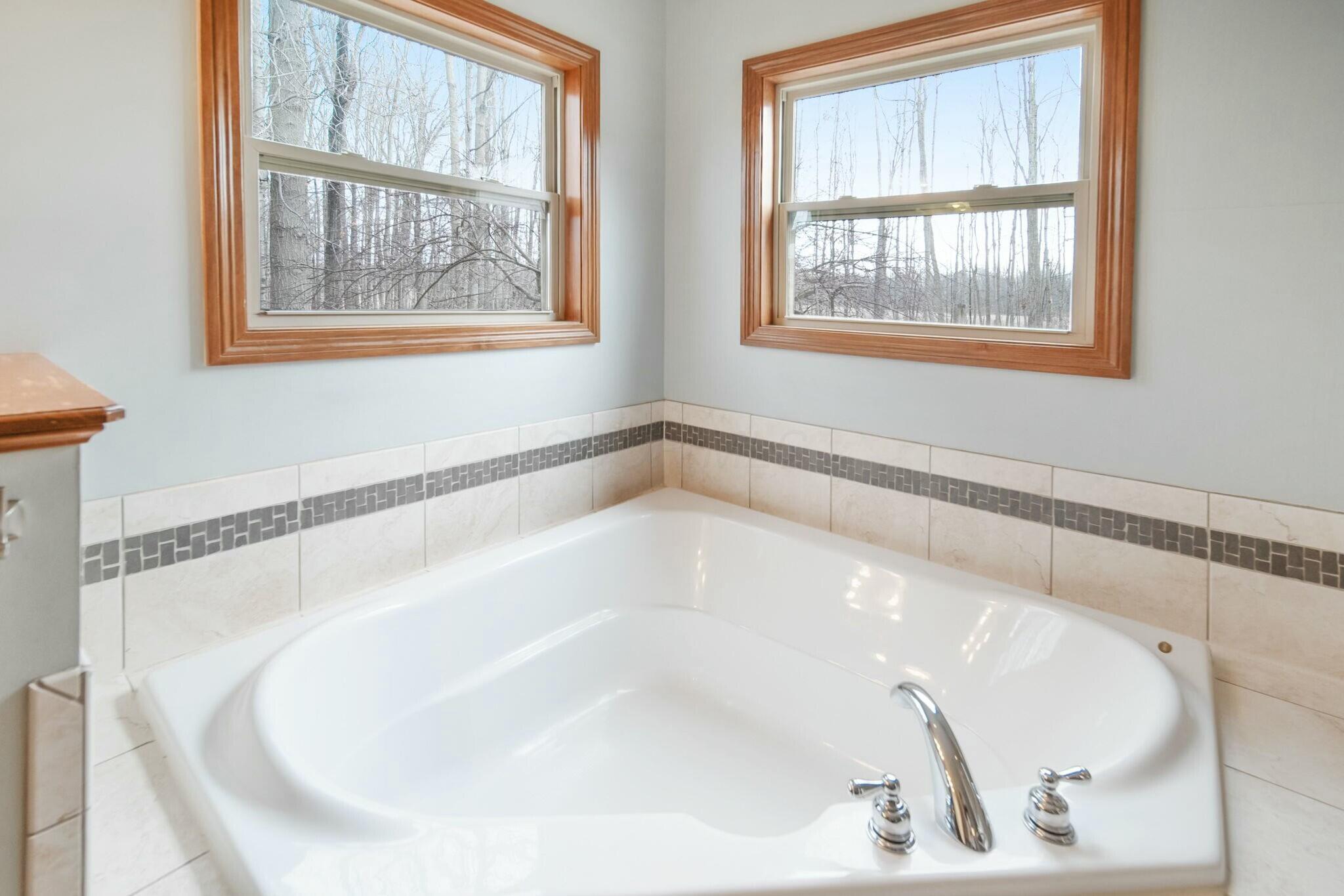 9570 Ward Road, Plain City, Ohio image 30