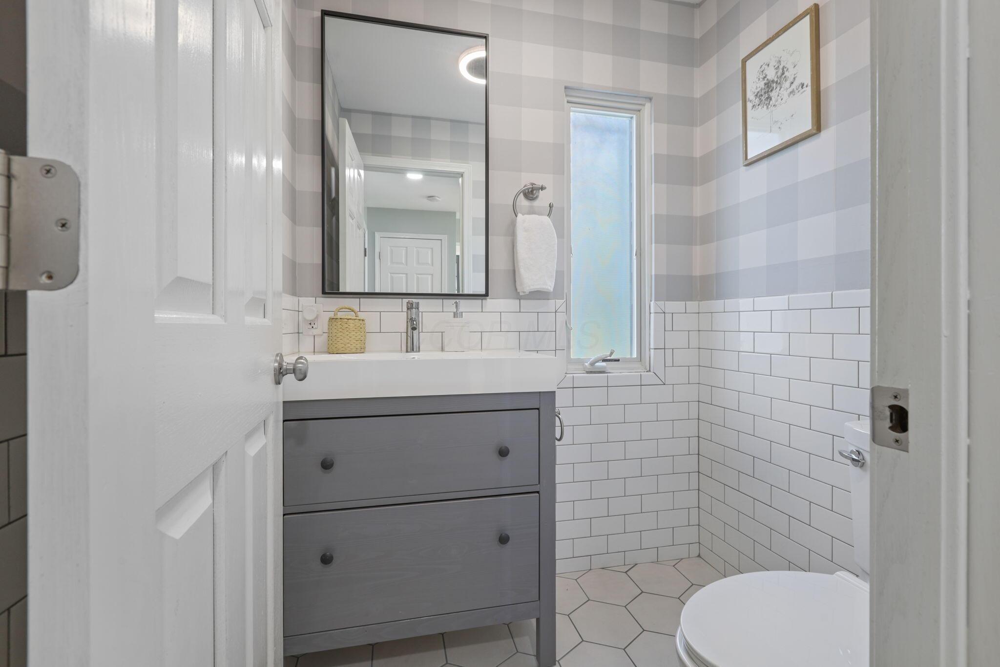 31 Linnell Drive, Granville, Ohio image 27