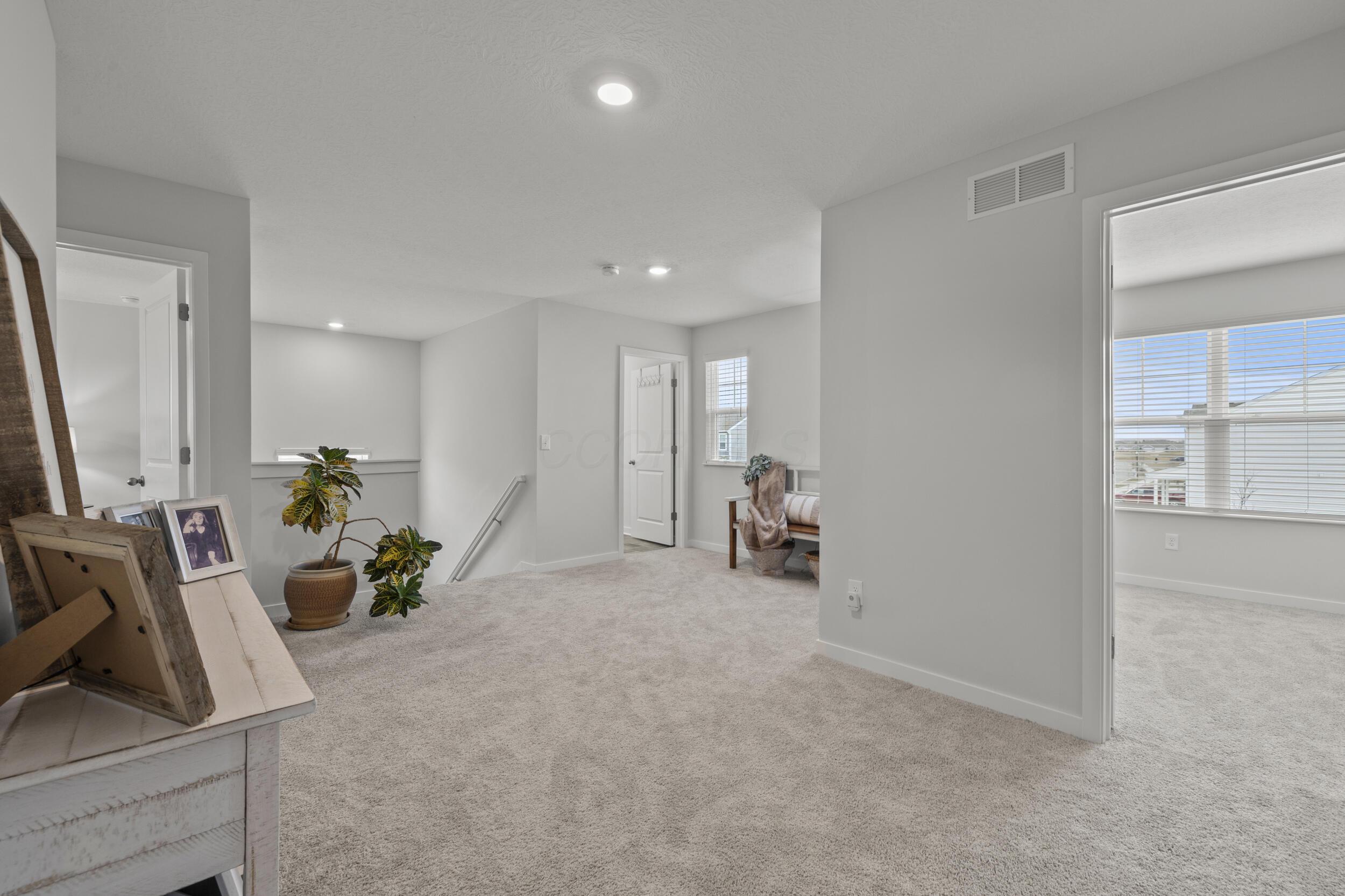 706 Leslie Drive, Plain City, Ohio image 16