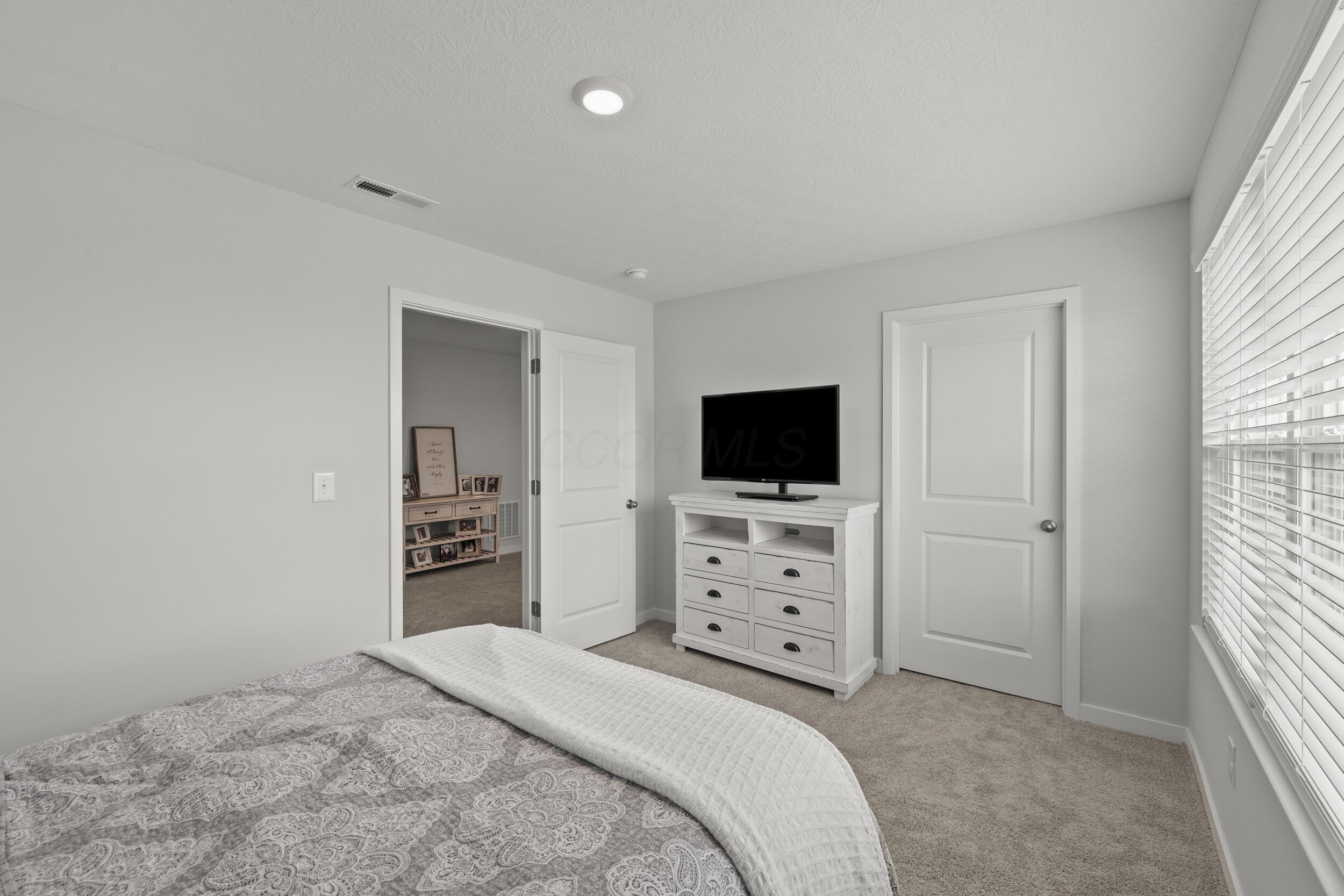 706 Leslie Drive, Plain City, Ohio image 24