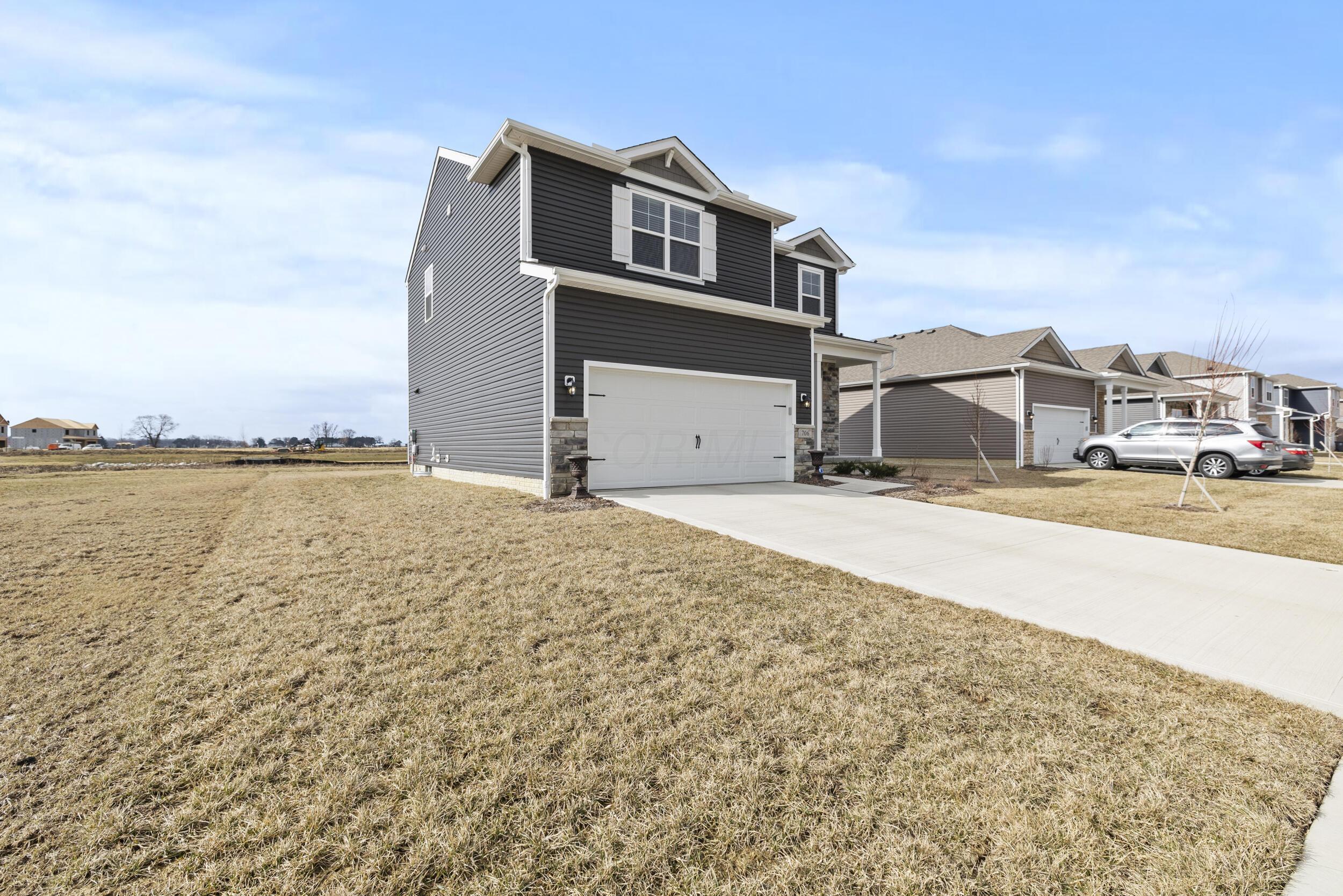 706 Leslie Drive, Plain City, Ohio image 3