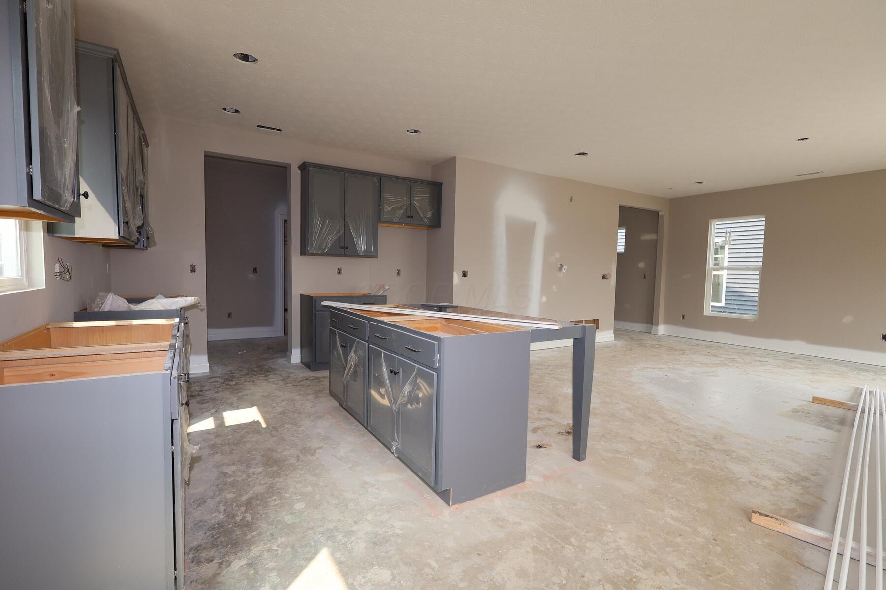 2027 Aerotrain Court, Plain City, Ohio image 5