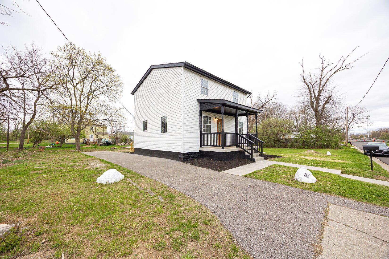 3526 3rd Avenue, Grove City, Ohio image 32