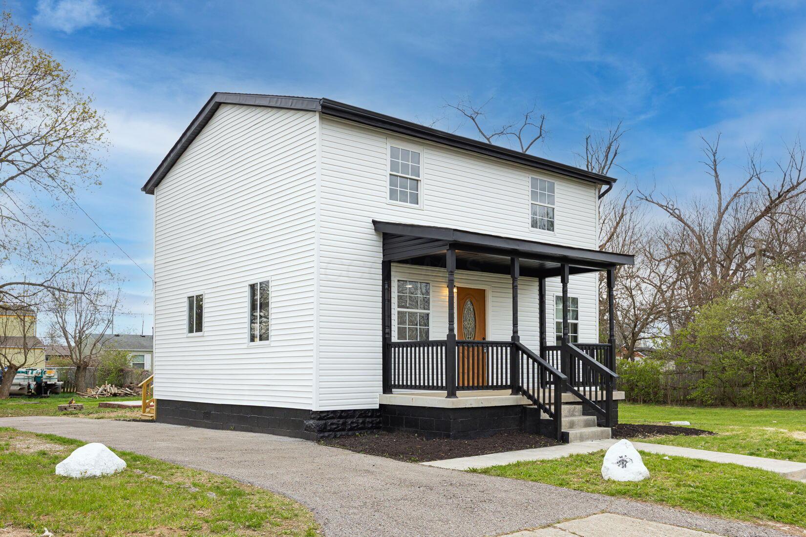 3526 3rd Avenue, Grove City, Ohio image 1