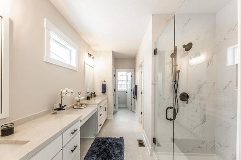 Tiny photo for 2347 Jaxton Court, Lewis Center, OH 43035 (MLS # 225044867)