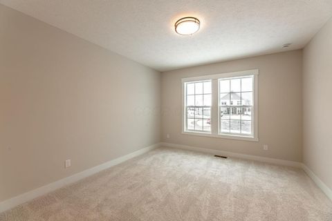 Tiny photo for 2347 Jaxton Court, Lewis Center, OH 43035 (MLS # 225044867)