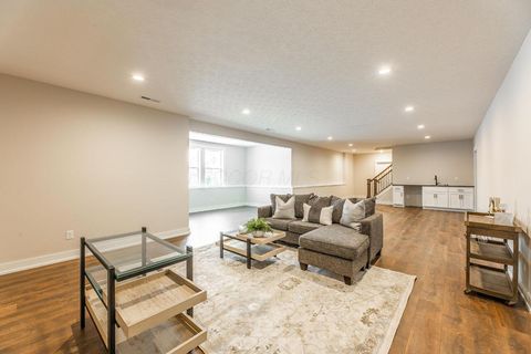 Tiny photo for 2347 Jaxton Court, Lewis Center, OH 43035 (MLS # 225044867)