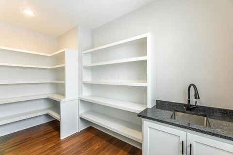 Tiny photo for 2347 Jaxton Court, Lewis Center, OH 43035 (MLS # 225044867)