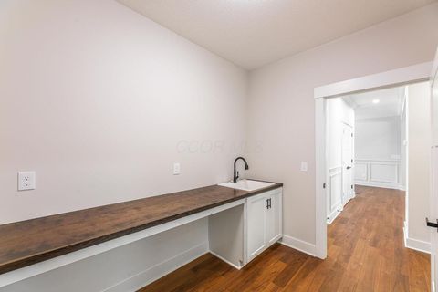 Tiny photo for 2347 Jaxton Court, Lewis Center, OH 43035 (MLS # 225044867)