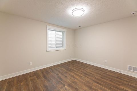 Tiny photo for 2347 Jaxton Court, Lewis Center, OH 43035 (MLS # 225044867)