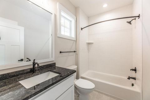 Tiny photo for 2347 Jaxton Court, Lewis Center, OH 43035 (MLS # 225044867)